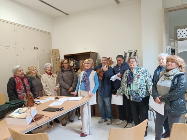 Visita a uno de los centros de Participación Activa (JUNTA) Visita a uno de los centros de Participación Activa (JUNTA)