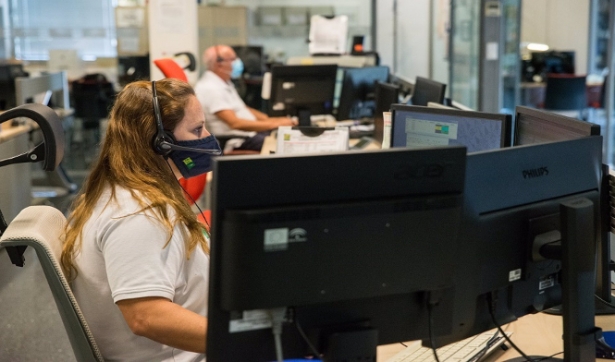 Sala de coordinación de emergencias del 112 Andalucía, en imagen de archivo (JM GRIMALDI) Sala de coordinación de emergencias del 112 Andalucía, en imagen de archivo (JM GRIMALDI)