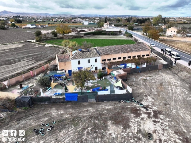 Cortijo de Granada donde se celebran fiestas ilegales (POLICÍA LOCAL DE GRANADA) Cortijo de Granada donde se celebran fiestas ilegales (POLICÍA LOCAL DE GRANADA)