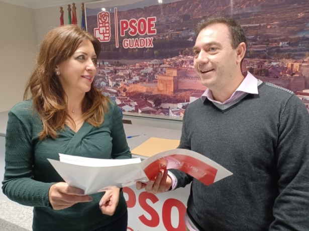 Imagen de la visita a Guadix (PSOE) Imagen de la visita a Guadix (PSOE)