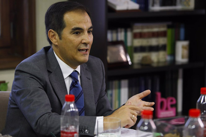 El consejero de Justicia, José Antonio Nieto, en una visita anterior a Granada  (ÁLEX CÁMARA - EUROPA PRESS)