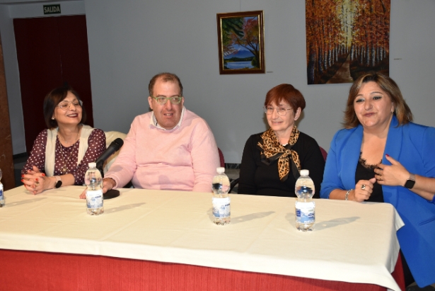 José de Luna en la Casa de la Cultura de Albolote (AYUNTAMIENTO ALBOLOTE) 