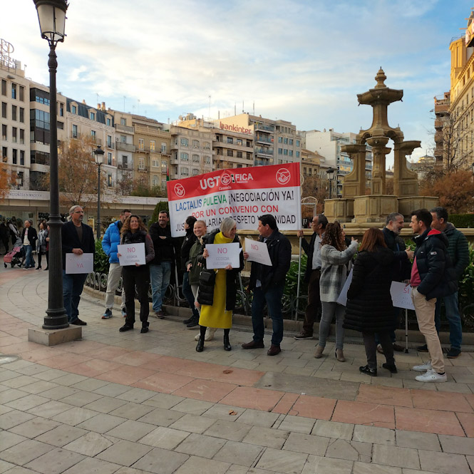 Concentración en la Fuente de las Batallas (UGT)