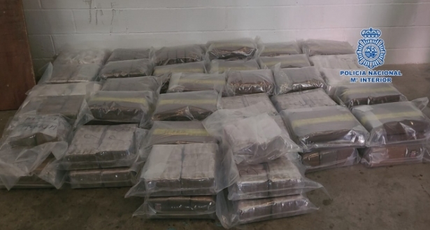 Hachís incautado (POLICÏA NACIONAL) Hachís incautado (POLICÏA NACIONAL)