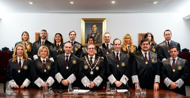 Nueva junta de gobierno del Colegio de abogados (ICAGR)