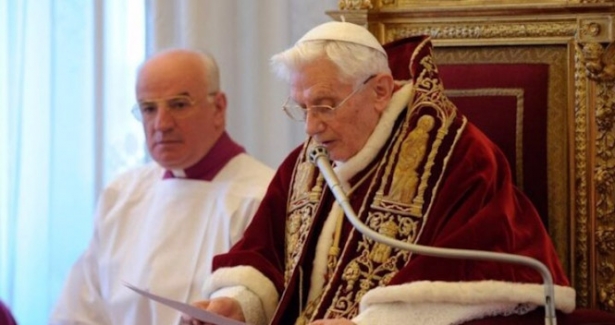 Papa emérito Benedicto XVI (DIÓCESIS DE GUADIX)