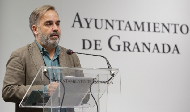 El cocnejal de Medio Ambiente, Jacobo Calvo (AYUNTAMIENTO GRANADA)