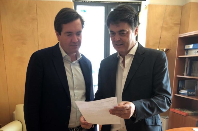 Los diputados nacionales del PP, Carlos Rojas y Pablo Hispan (PP)