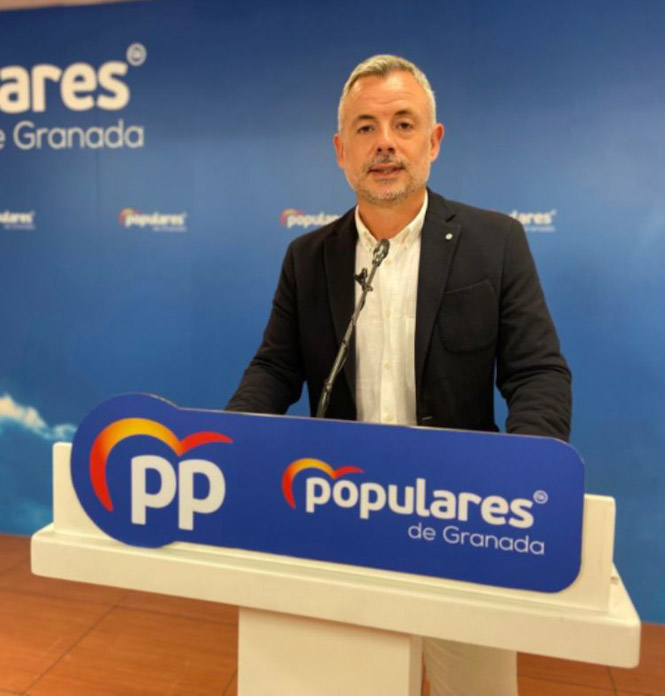 El vicesecretario de Sanidad del PP de Granada, Nicolás Navarro (PP)