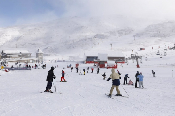 Estación de esquí de Sierra Nevada (ÁLEX CÁMARA - EUROPA PRESS ) Estación de esquí de Sierra Nevada (ÁLEX CÁMARA - EUROPA PRESS )