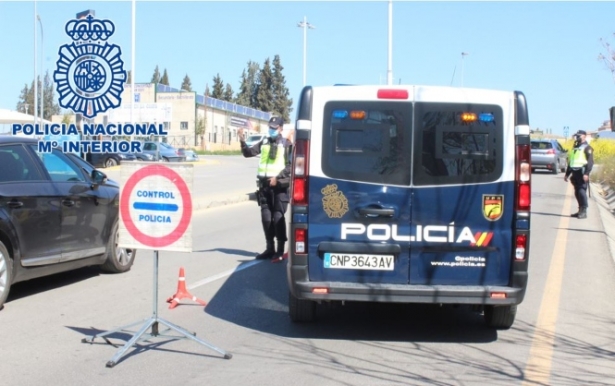 Control de la Policía Nacional (POLICÍA NACIONAL) Control de la Policía Nacional (POLICÍA NACIONAL)
