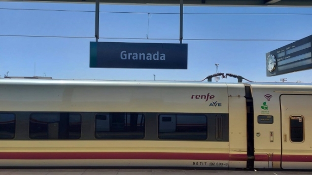 Estación de tren de Granada (RENFE)