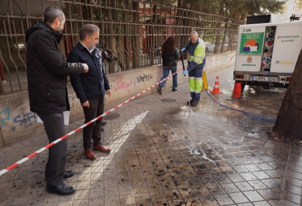 Plan de limpieza de excrementos de palomas (AYUNTAMIENTO GRANADA)