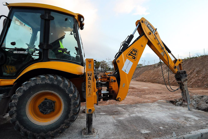 Excavadora en imagen de archivo (IVÁN TERRÓN - EUROPA PRESS)