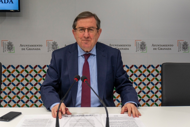 El portavoz del Partido Popular en el Ayuntamiento de Granada, Luis González (PP)