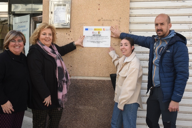 Imagen de la visita a Alfacar (L. ARMAS / DIPGRA) 