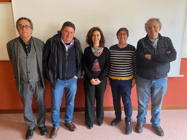 Dirigentes de Más País Andalucía en una reunión sobre la sanidad en Granada (MÁS PAÍS ANDALUCÍA) 