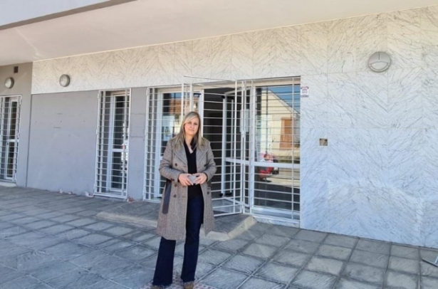 La candidata del PP a la alcaldía de Monachil, Cristina Marín (PP)