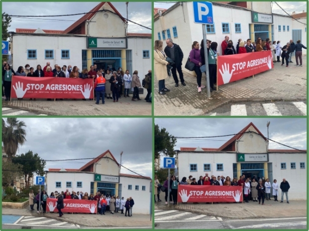 Concentración en el centro de salud de San Antonio (SINDICATO MÉDICO)