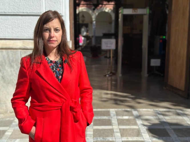 La concejal de VOX en el Ayuntamiento de Granada, Mónica Rodríguez (VOX)
