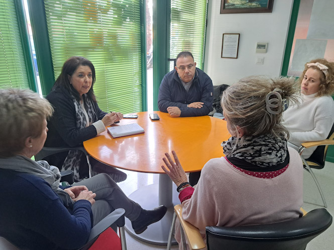 Imagen de la reunión (AYTO. ALMUÑÉCAR)