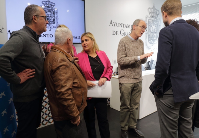 Firma del convenio (AYUNTAMEINTO GRANADA)