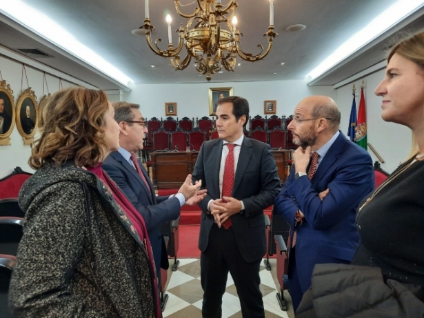 José Antonio Nieto se ha reunido con los abogados (JUNTA) José Antonio Nieto se ha reunido con los abogados (JUNTA)