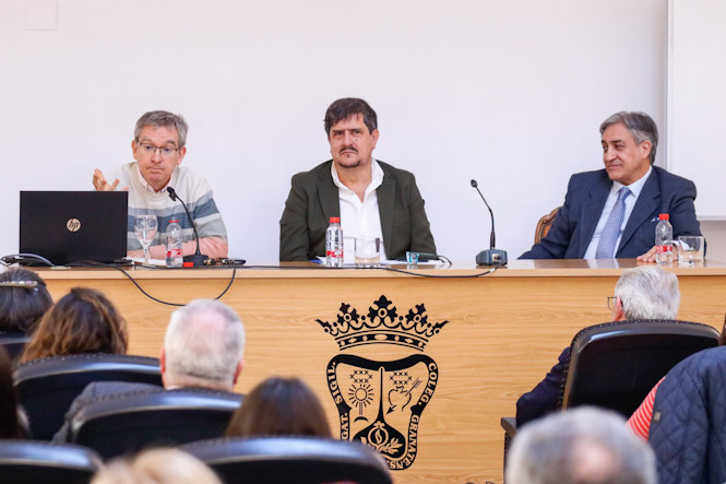 Santiago Posteguillo durante la jornada (ICAGR)