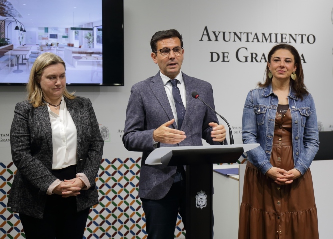 El alcalde de Granada, Francisco Cuenca (AYUNTAMIENTO DE GRANADA) 