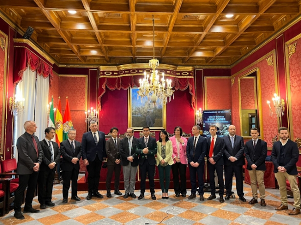 Recibimiento a la delegación de 15 países de la UE y Japón (AYTO. GRANADA)