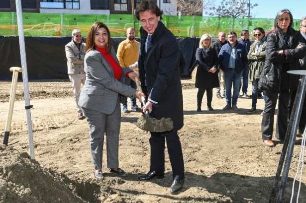 Primera piedra de la residencia de estudiantes (AYTO. ARMILLA)
