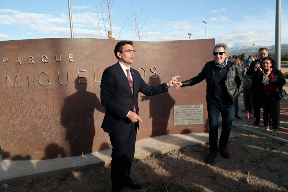 Inauguración del Parque Miguel Ríos (JAVIER ALGARRA / AYUNTAMIENTO) 
