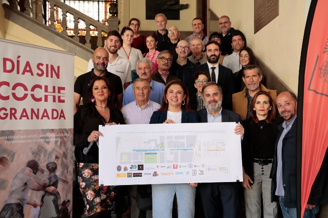 Presentación del Día sin coche (JAVIER ALGARRA / AYUNTAMIENTO)