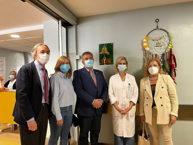 La campana de los sueños en el Hospital de Motril (JUNTA)