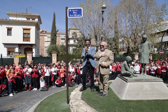 Inauguración de la rotonda del Ave María (JAVIER ALGARRA / AYUNTAMIENTO) 