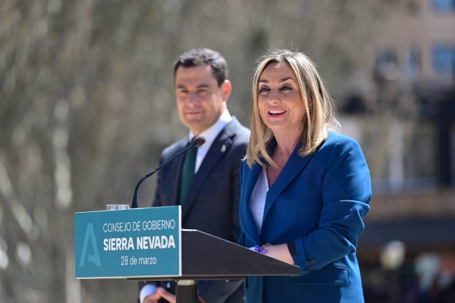 La consejera de Fomento, Marifrán Carazo, este martes en la rueda de prensa del Consejo de Gobierno en Sierra Nevada (ÁLEX CÁMARA / EUROPA PRESS) 