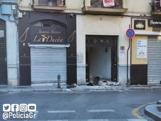 Escenario del accidente. (POLICÍA LOCAL DE GRANADA) Escenario del accidente. (POLICÍA LOCAL DE GRANADA)