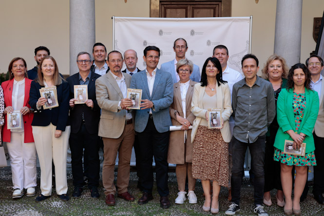 Presentación del Festival Internacional de Poesía (JAVIER ALGARRA/ AYUNTAMIENTO)