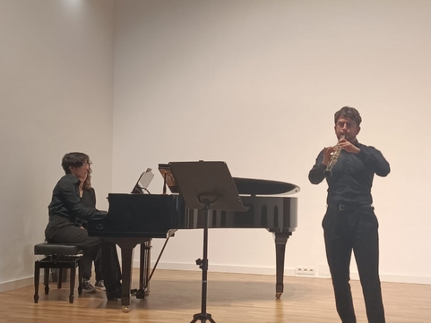 (AYUNTAMIENTO GUADIX) (AYUNTAMIENTO GUADIX)