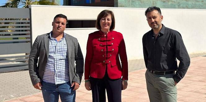 Visita a la residencia de Asprogrades (VOX)