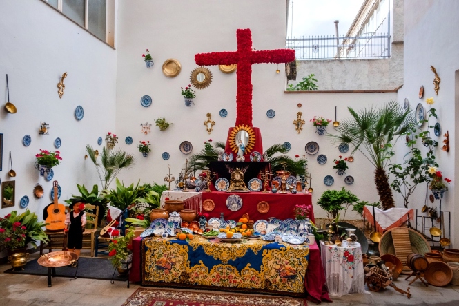 Cruz de un año anterior (AYTO. SANTA FE)