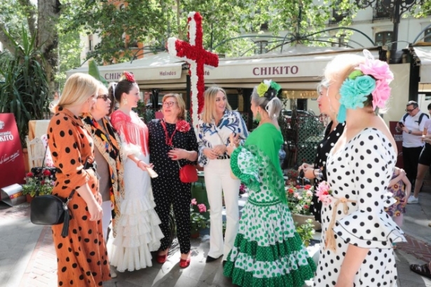 Marifrán Carazo en el Día de la Cruz (PP)