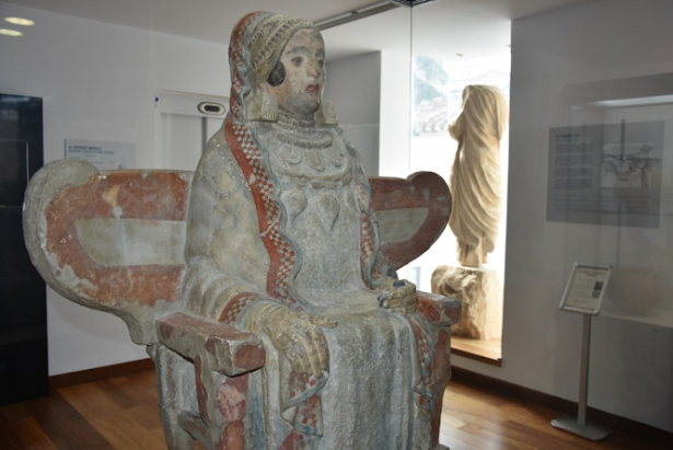 Dama de Baza (AYTO. BAZA) Dama de Baza (AYTO. BAZA)