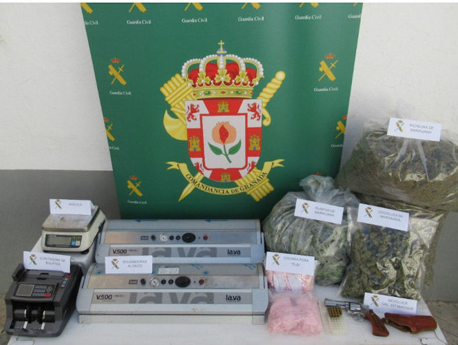 Material incautado (GUARDIA CIVIL)