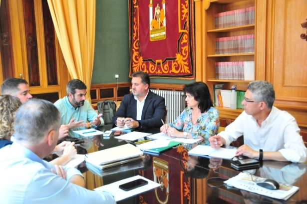 Imagen de la visita a Loja (JUNTA)