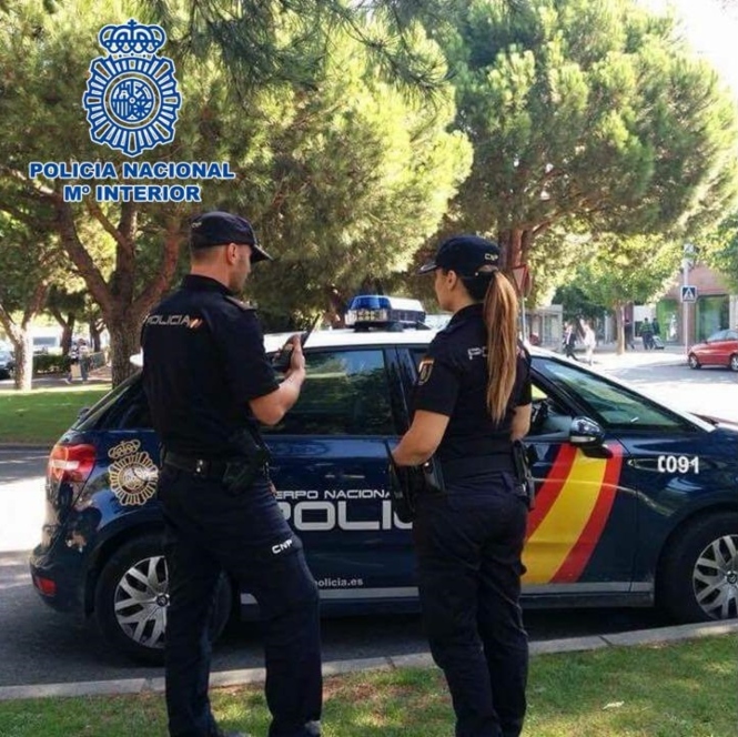 Agentes de la Policía Nacional (POLICÍA NACIONAL)