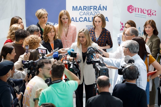 Marífrán Carazo atiende a los medios (PP)