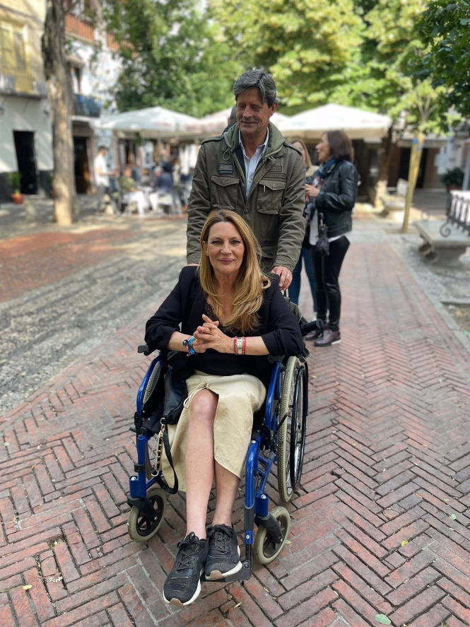 Concha Insúa y Alberto Sanz-Daza, de CS, en Plaza Larga (CS) 