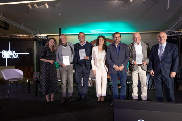 (GRANADA CONECTADA) (GRANADA CONECTADA)