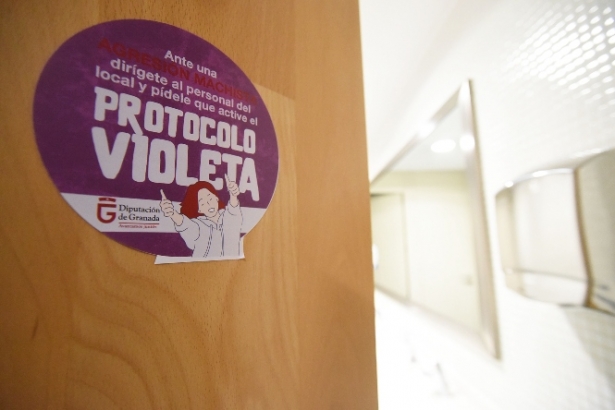 Distintivo del protcolo violeta (DIPGRA) Distintivo del protcolo violeta (DIPGRA)